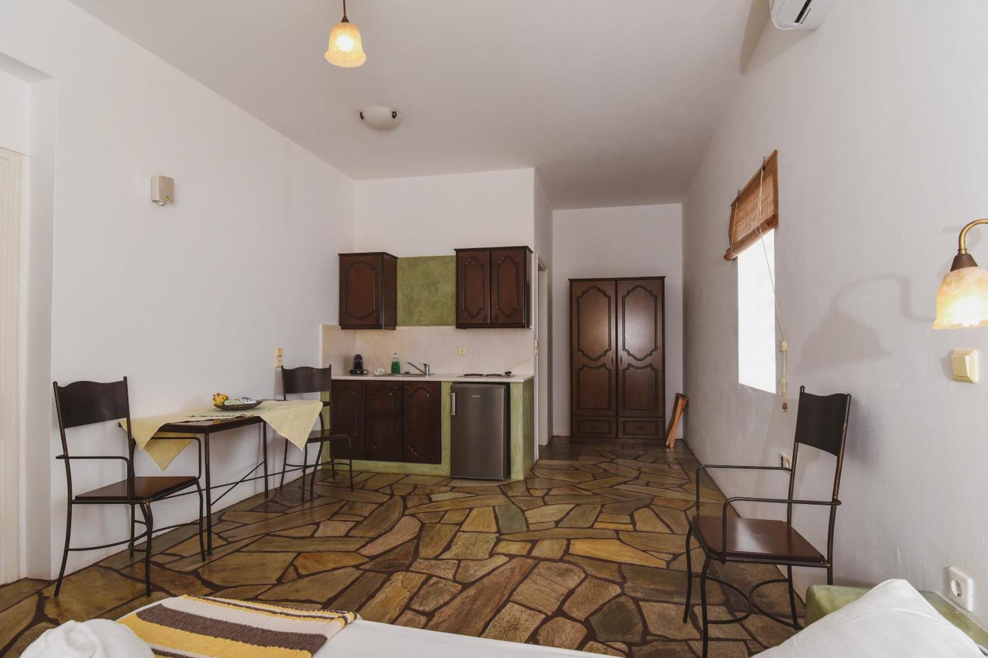 Aparthotel Anemes Avlemonas Esterno foto